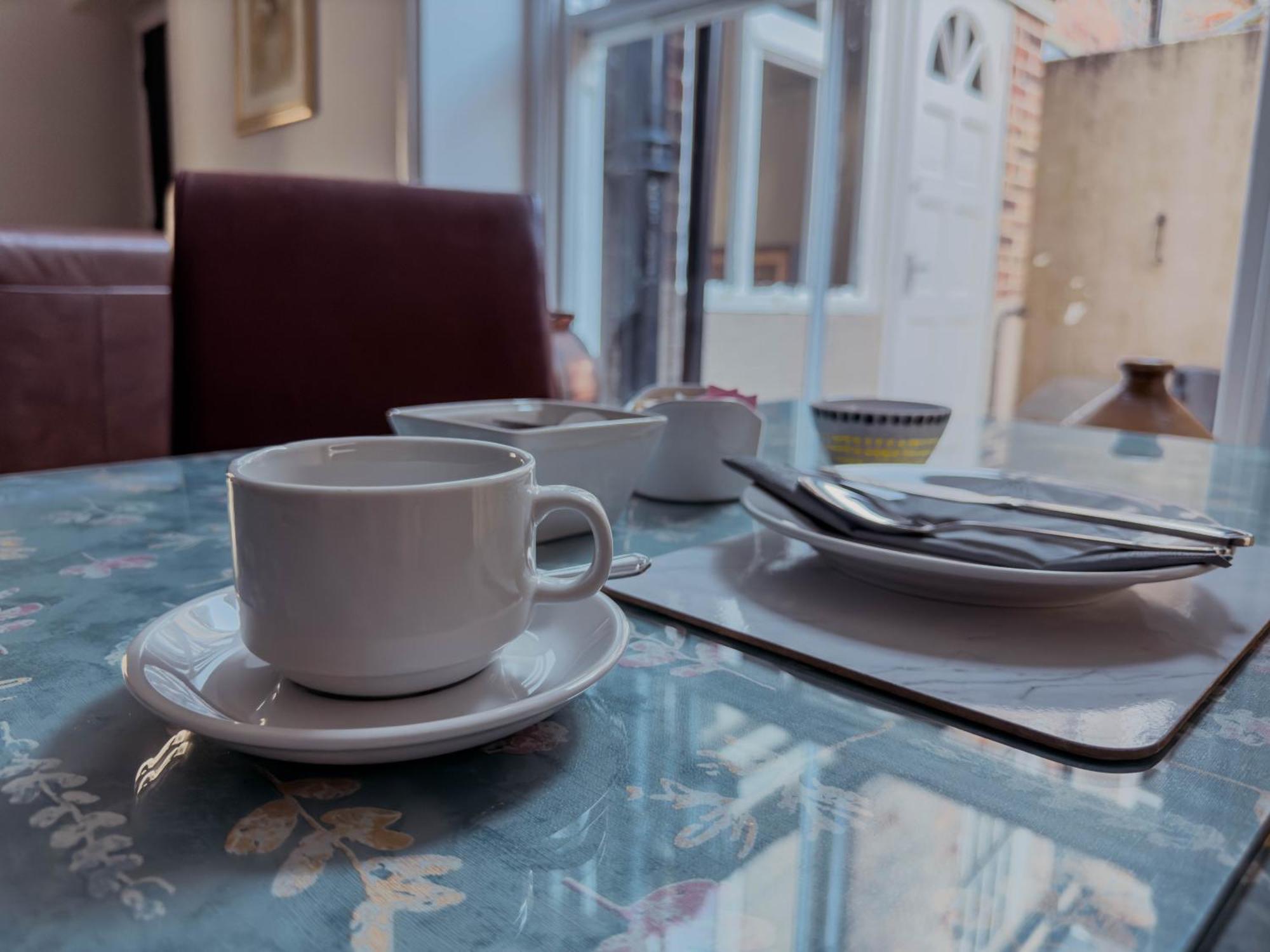 Bed and Breakfast Newport Quay Экстерьер фото